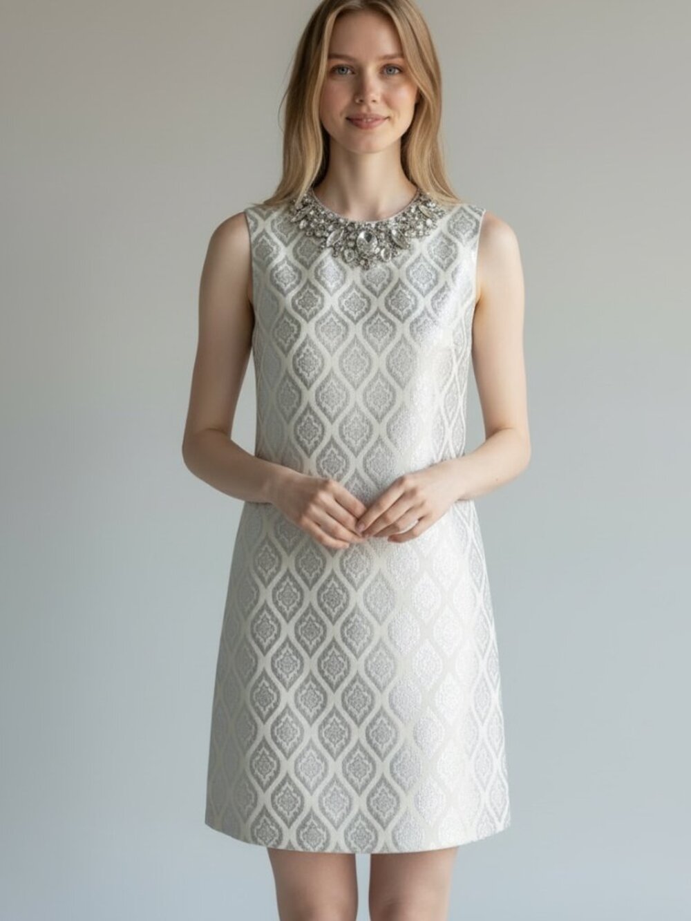 White House Black Market cream and silver cocktail dress size 6